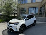 Toyota RAV4 2019 годаfor14 600 000 тг. в Шымкент – фото 3