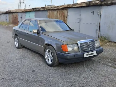 Mercedes-Benz E 200 1990 года за 1 250 000 тг. в Шымкент – фото 4