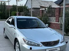 Toyota Camry, 2005