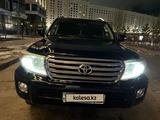 Toyota Land Cruiser 2011 года за 21 800 000 тг. в Астана – фото 3