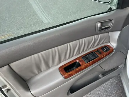 Toyota Camry 2002 года за 4 100 000 тг. в Алматы – фото 5
