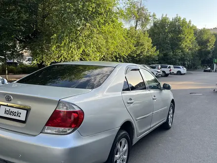 Toyota Camry 2002 года за 4 100 000 тг. в Алматы – фото 3