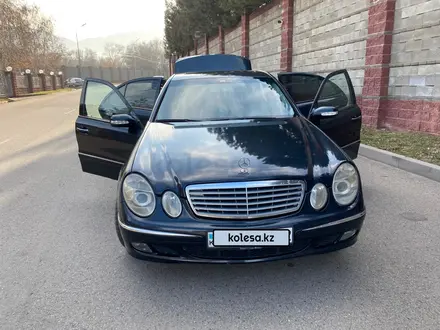 Mercedes-Benz E 320 2002 года за 5 100 000 тг. в Алматы