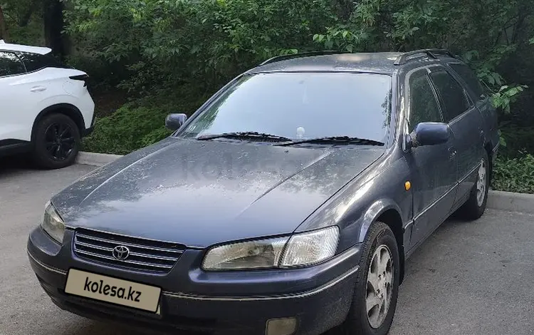 Toyota Camry 1997 годаүшін3 180 000 тг. в Алматы
