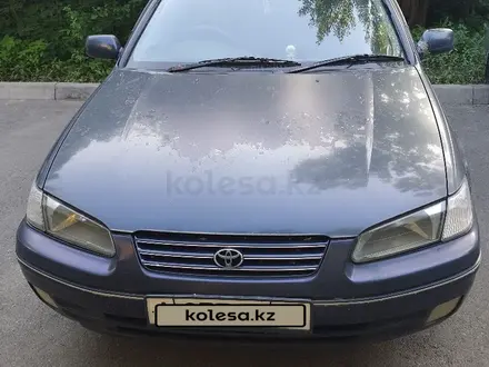 Toyota Camry 1997 года за 3 180 000 тг. в Алматы – фото 2
