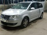 Volkswagen Touran 2006 года за 2 600 000 тг. в Шымкент – фото 5