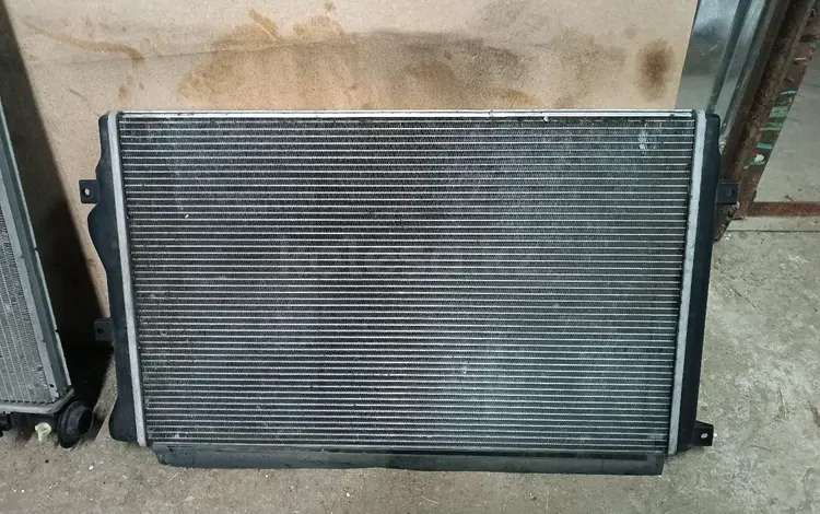 Радиатор охлаждения двигателя! за 30 000 тг. в Алматы