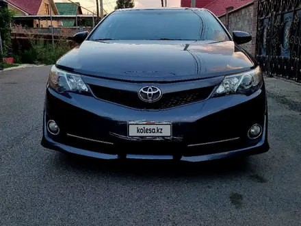 Toyota Camry 2014 года за 9 000 000 тг. в Алматы