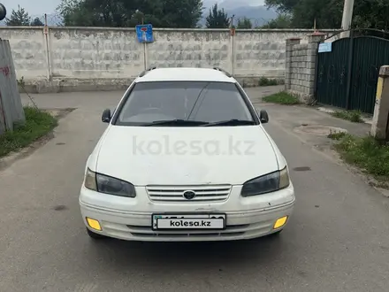 Toyota Camry Gracia 1999 года за 3 100 000 тг. в Алматы – фото 2