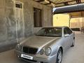 Mercedes-Benz E 240 2001 года за 5 000 000 тг. в Шымкент