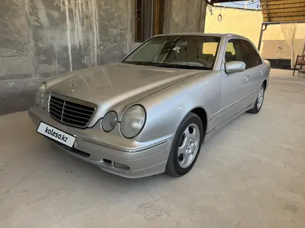 Mercedes-Benz E 240 2001 года за 5 000 000 тг. в Шымкент – фото 5