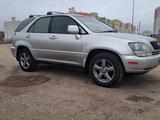 Lexus RX 300 1999 годаүшін4 500 000 тг. в Уральск – фото 2