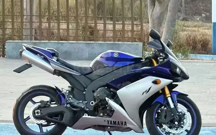 Yamaha  YZF-R1 2008 года за 1 800 000 тг. в Шымкент