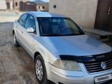 Volkswagen Passat 2002 года за 1 400 000 тг. в Кызылорда – фото 5