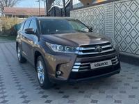 Toyota Highlander 2019 года за 20 300 000 тг. в Тараз