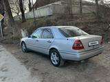 Mercedes-Benz C 280 1997 года за 3 200 000 тг. в Алматы – фото 3