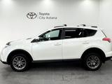 Toyota RAV4 2017 года за 12 500 000 тг. в Астана – фото 3