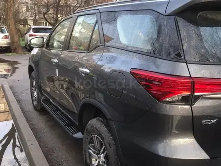 Toyota Fortuner 2022 года за 19 500 000 тг. в Алматы – фото 2