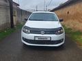 Volkswagen Polo 2011 года за 3 500 000 тг. в Шымкент – фото 2