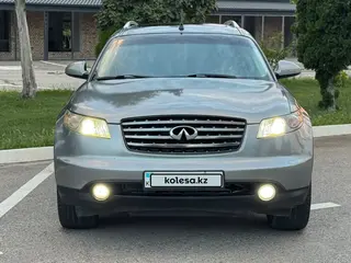 Infiniti FX35