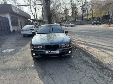 BMW 525 2001 года за 4 100 000 тг. в Алматы – фото 12