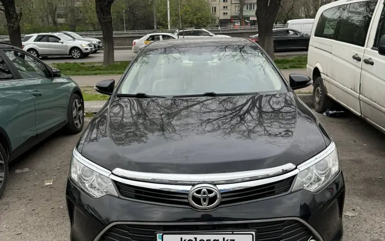Toyota Camry 2017 года за 8 900 000 тг. в Алматы