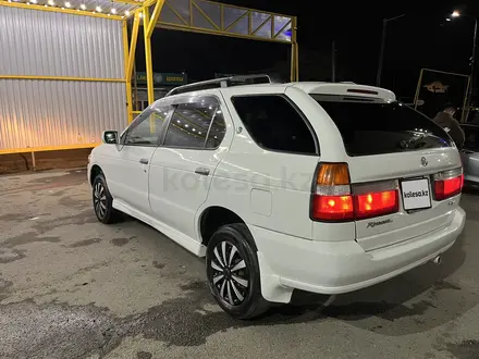 Nissan R'nessa 1999 года за 3 000 000 тг. в Алматы