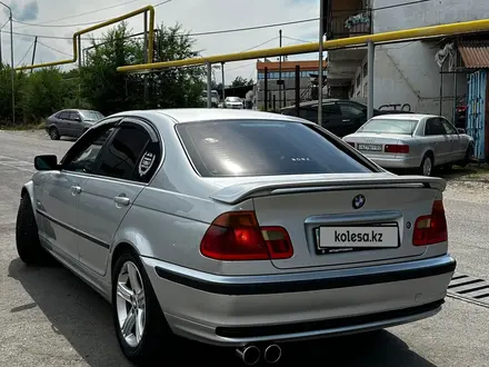 BMW 320 2000 года за 3 000 000 тг. в Алматы – фото 7