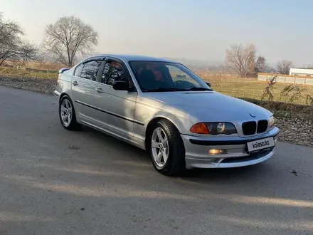 BMW 320 2000 года за 3 000 000 тг. в Алматы – фото 9