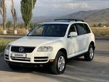 Volkswagen Touareg 2006 годаfor6 200 000 тг. в Алматы – фото 3