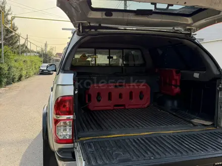 Toyota Hilux 2013 года за 12 000 000 тг. в Алматы – фото 8