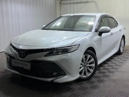 Toyota Camry Prestige 2019 года за 12 300 000 тг. в Алматы