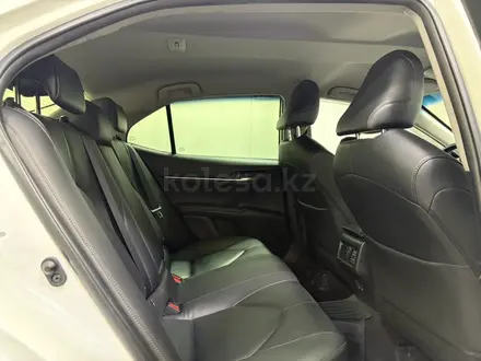 Toyota Camry Prestige 2019 года за 12 300 000 тг. в Алматы – фото 7