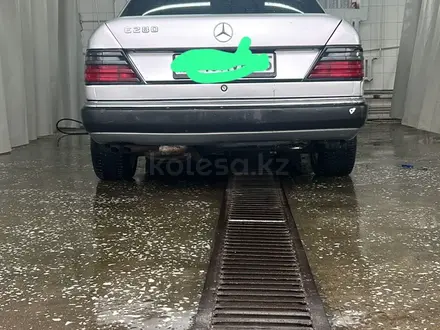 Mercedes-Benz E 280 1993 года за 1 800 000 тг. в Алматы – фото 3