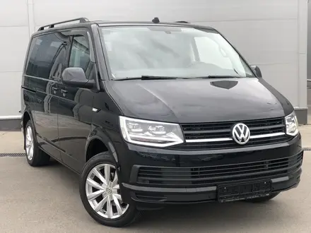 Volkswagen Multivan 2018 года за 28 500 000 тг. в Алматы