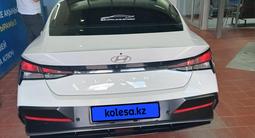 Hyundai Elantra 2023 года за 8 700 000 тг. в Астана – фото 3
