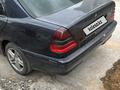 Mercedes-Benz C 180 1998 годаfor1 350 000 тг. в Караганда – фото 2