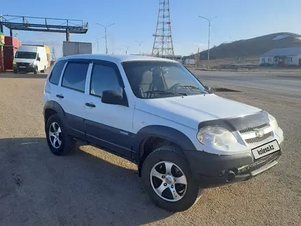 Chevrolet Niva 2014 года за 2 800 000 тг. в Усть-Каменогорск – фото 2