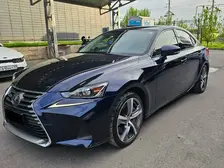 Lexus is-300, 2017