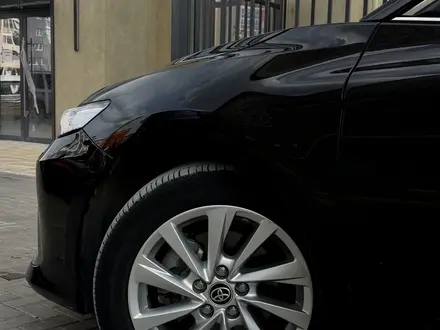 Toyota Camry 2024 года за 16 500 000 тг. в Актобе – фото 7