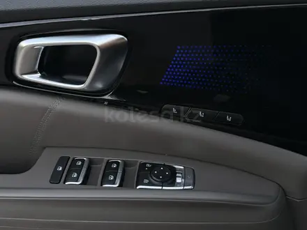 Kia Carnival 2024 года за 21 000 000 тг. в Алматы – фото 13