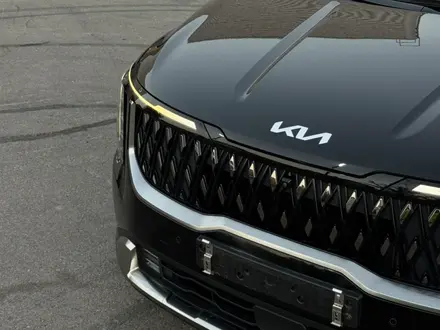 Kia Carnival 2024 года за 21 000 000 тг. в Алматы – фото 4
