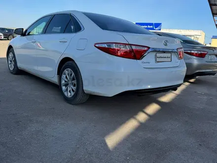 Toyota Camry 2015 года за 9 200 000 тг. в Актау – фото 3