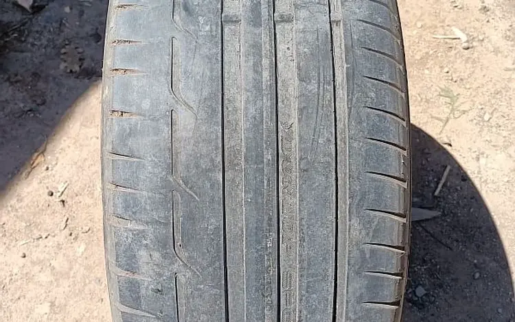 ОДНА шина 245/40 R18 — "Dunlop Sport Maxx RT" (Германия), летняя за 25 000 тг. в Астана