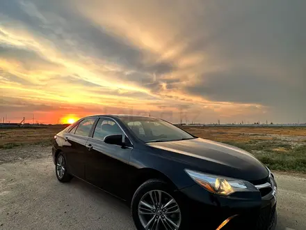 Toyota Camry 2016 года за 6 300 000 тг. в Атырау