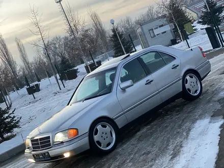 Mercedes-Benz C 280 1995 года за 4 100 000 тг. в Алматы – фото 5