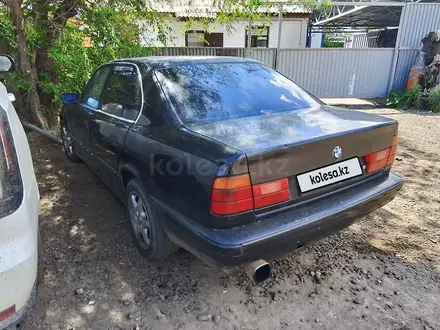 BMW 520 1995 года за 1 600 000 тг. в Астана