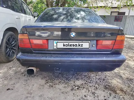 BMW 520 1995 года за 1 600 000 тг. в Астана – фото 2