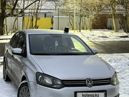 Volkswagen Polo 2013 года за 2 700 000 тг. в Уральск – фото 4