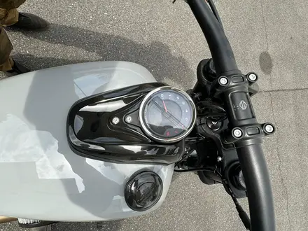 Harley-Davidson  Fat Bob 2024 года за 16 000 000 тг. в Алматы – фото 18
